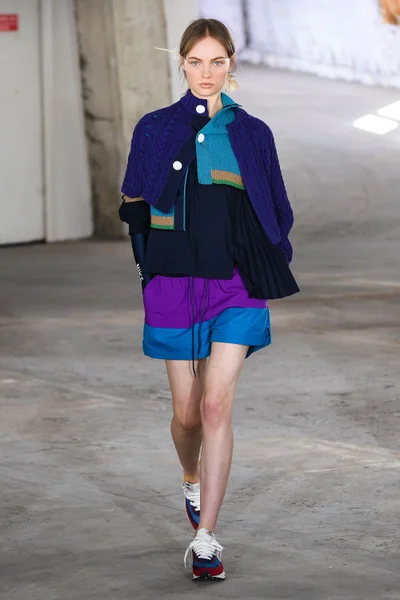 Look 28